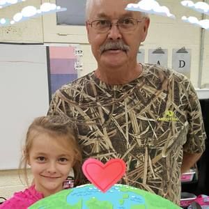 Meet your Posher, Sandy